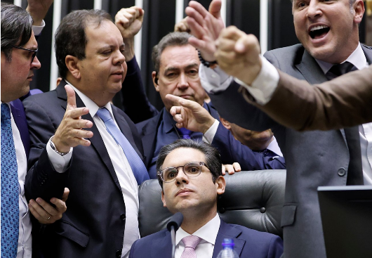 Câmara dos Deputados enterra MP que previa taxação maior para Bets; veja como votaram os paraibanos
